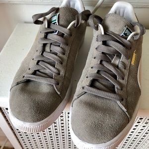 Puma Select Men’s suede Classic Plus Sneakers 10.5